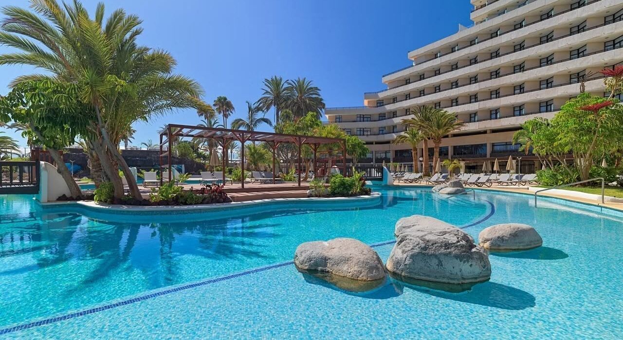 Tenerife 4* H10 Winter Sunshine Mini Break - Image 1