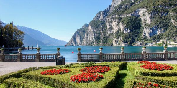 LAST MIN Lake Garda Italy 4* Summer Hols