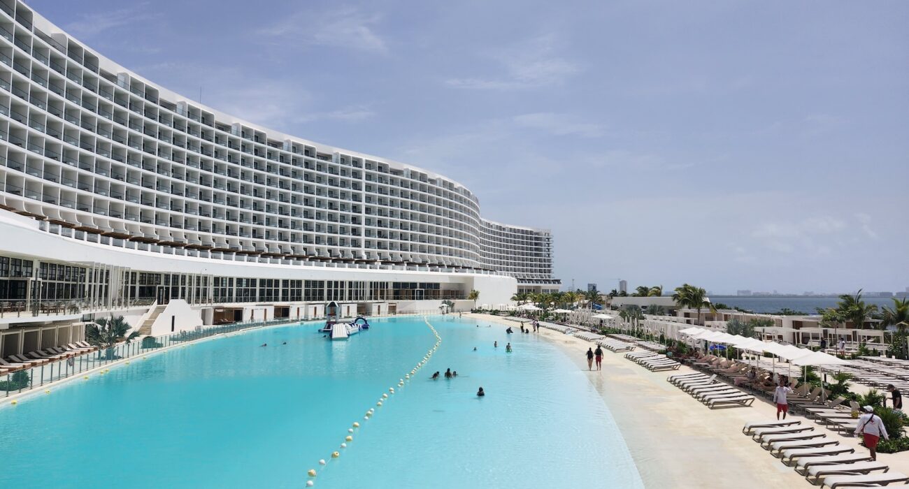 Honeymoon 5* Luxury Special Cancun Mexico - Image 1